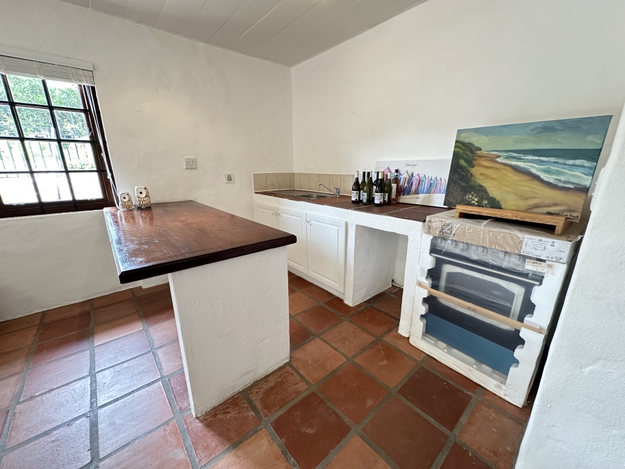 6 Bedroom Property for Sale in Kingfisher Creek Western Cape